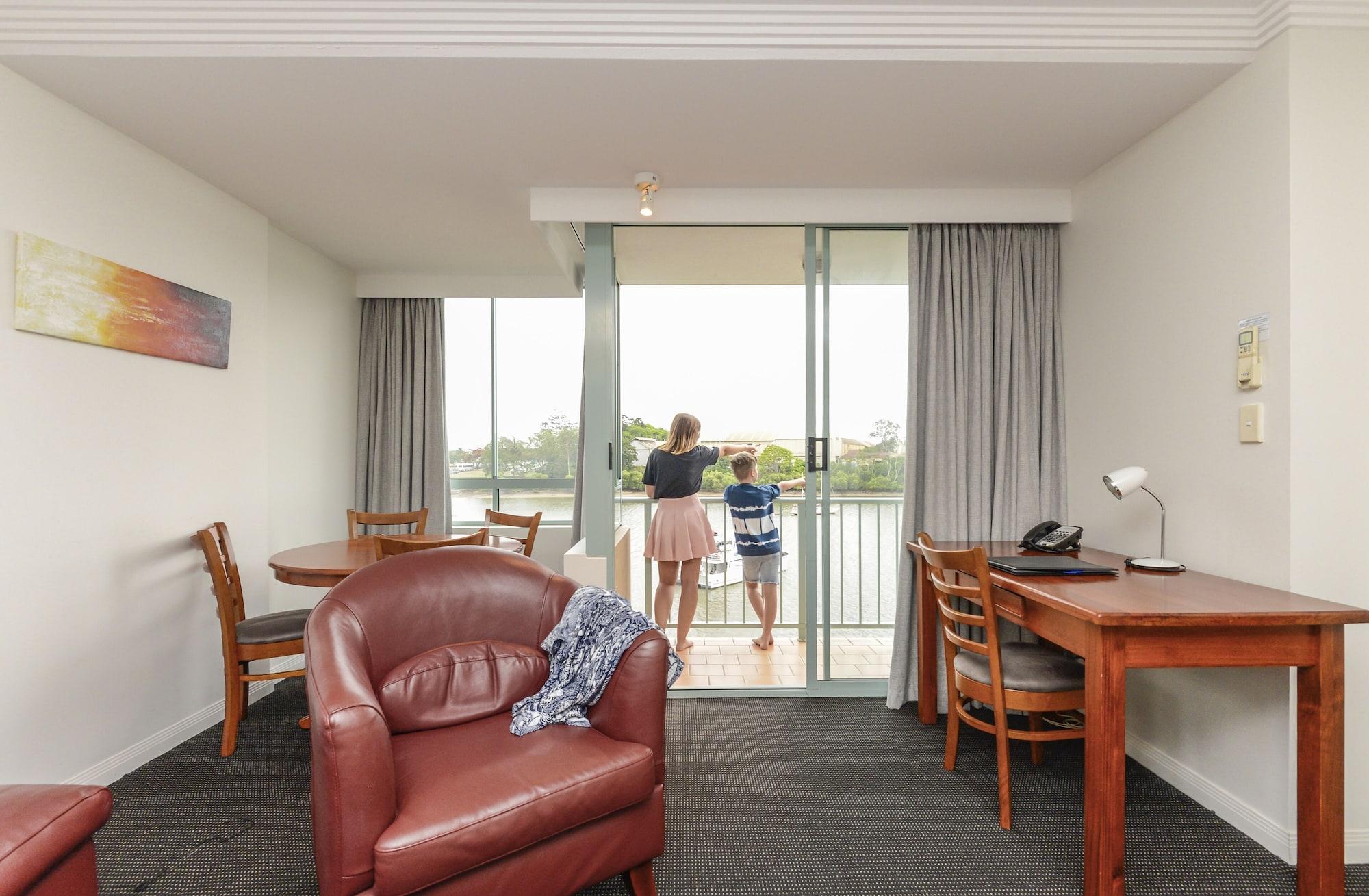 Burnett Riverside Hotel بوندابيرج المظهر الخارجي الصورة