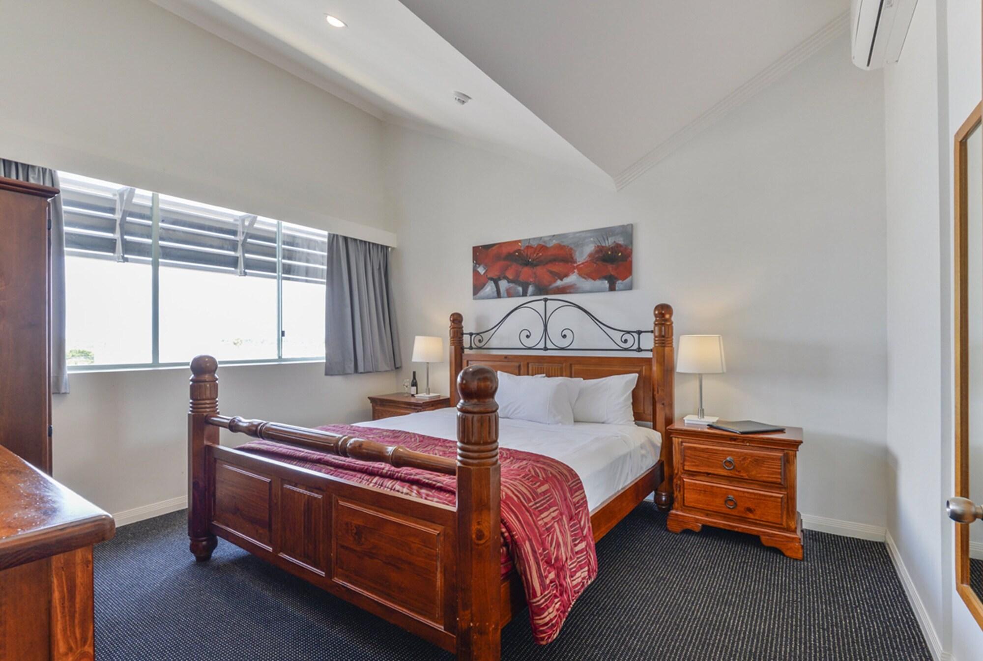 Burnett Riverside Hotel بوندابيرج المظهر الخارجي الصورة